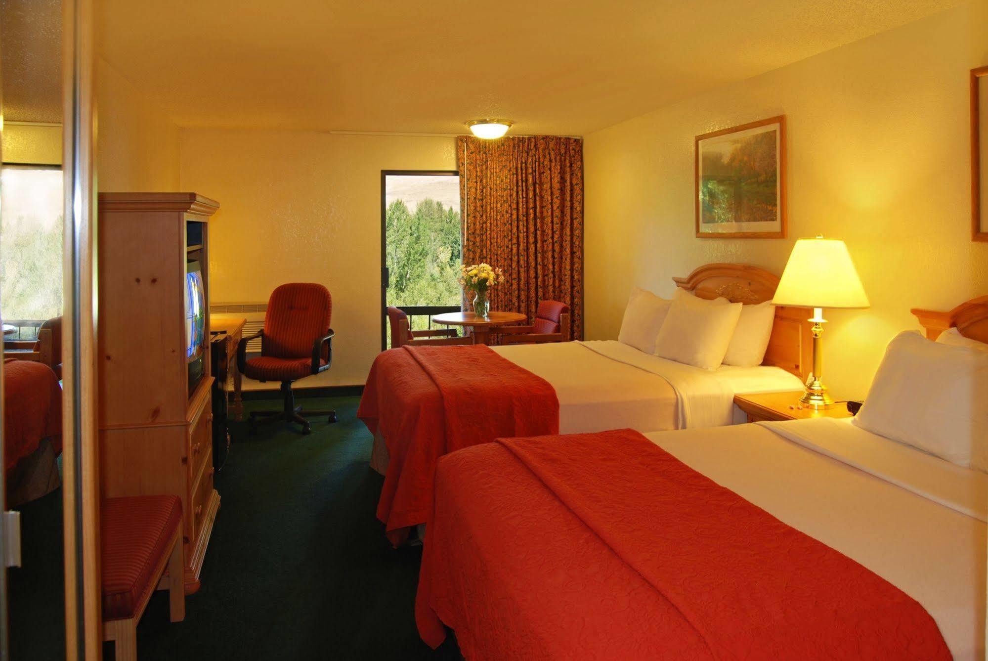 Baymont By Wyndham Yakima Riverfront Rum bild