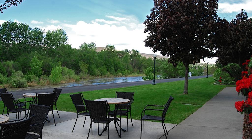Baymont By Wyndham Yakima Riverfront Exteriör bild